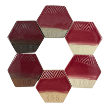Load image into Gallery viewer, 10 KG CONE 6 RED ONION GLOSS GLAZE (DRY)