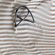 Load image into Gallery viewer, DIRTY GIRLS 14&quot; ERGO WIDE WIGGLE WIRE
