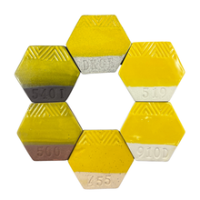 Load image into Gallery viewer, 10 KG CONE 6 LEMON ZEST GLOSS GLAZE (DRY)

